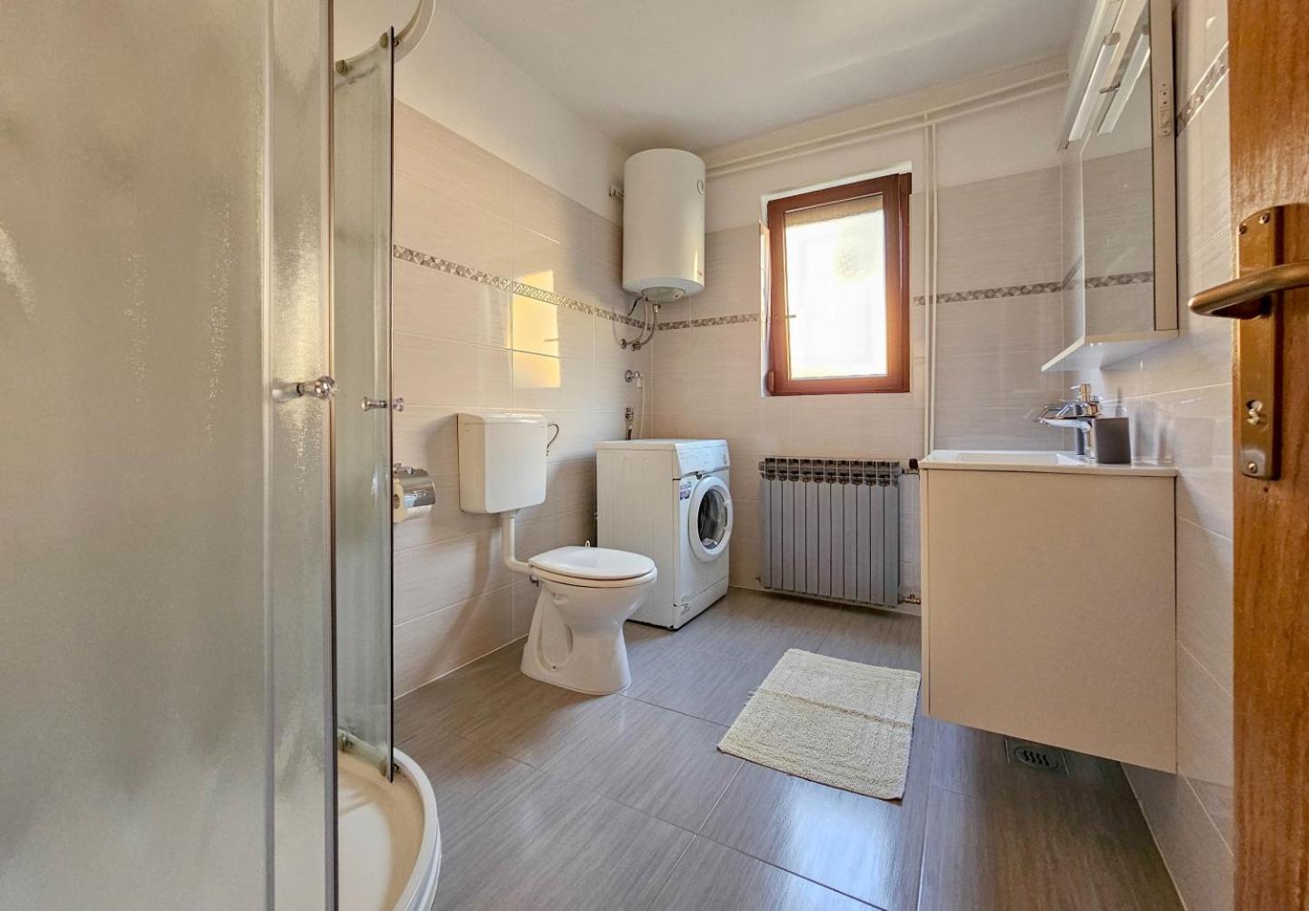 Maja One Apartment Novigrad  ภายนอก รูปภาพ