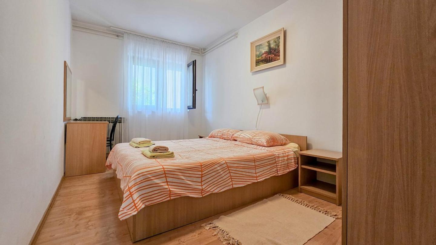 Maja One Apartment Novigrad  ภายนอก รูปภาพ
