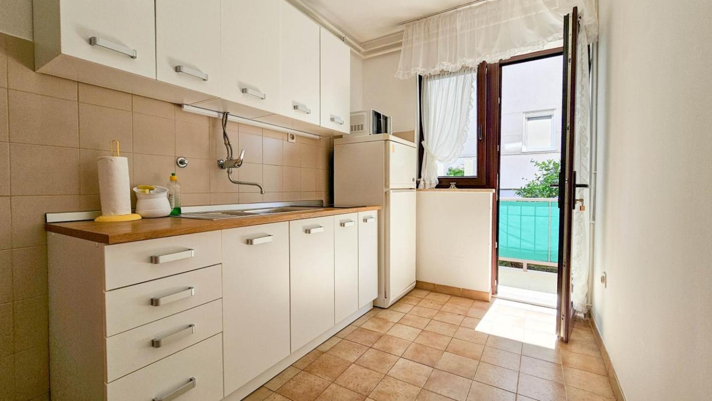 Maja One Apartment Novigrad  ภายนอก รูปภาพ